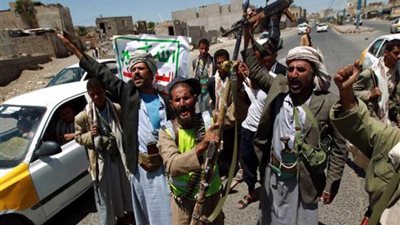 الحوثيون يخرقون الهدنة في اليمن بعد دقائق من إعلان قبولها