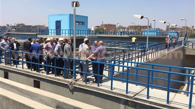 بالصور.. وزير الإسكان ومحافظ القليوبية يتفقدان محطة مياه شبرا