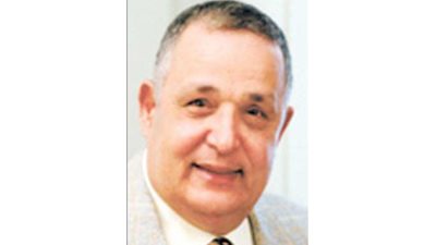 مصطفى أمين يكتب: «مقالب صحفية»