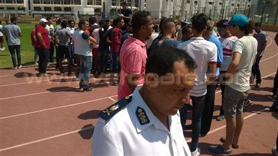 مشادة بين أمن الزمالك والجماهير بسبب تأخر تسليم تذاكر مباراة الوداد