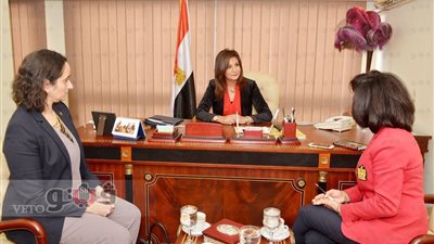 وزيرة الهجرة تلتقي وفد «النواب» لبحث مشكلات المصريين بالخارج