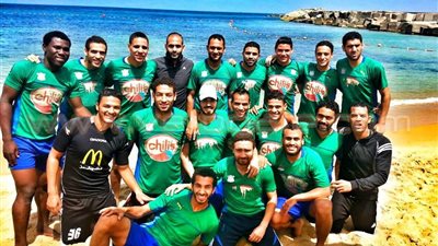 «المقاصة» يسوق لاعبيه في مباراة الاتحاد السكندري