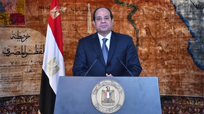 السيسي يصل التل الكبير لحضور حفل تخريج دفعة جديدة من ضباط الصف