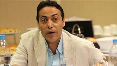 بالفيديو.. الغيطي يهدد فريق إعداد برنامجه بالانسحاب على الهواء