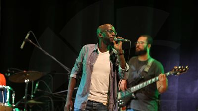 بالصور.. «أفرونوبيا» تطوف بالتراث النوبي في رحاب جمهورها بساقية الصاوي