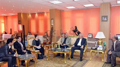 خالد سعيد يبحث إمكانية إنشاء مصانع للإنتاج الزراعي بالشرقية