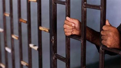 المشدد 7 سنوات لموظفة بحي شرق مدينة نصر بتهمة الرشوة