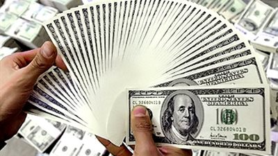 الأبيض: الدولار بـ8 جنيهات فى السوق السوداء