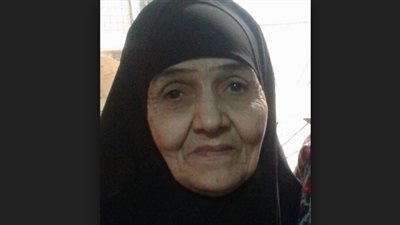نجلة الحاجة سعدية: «أمي بتموت بعد إضرابها عن الطعام من 3 أيام»