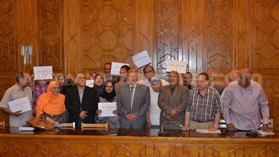 تسليم 154 عقد تمليك للوحدات السكنية الجديدة بمدينة المستقبل