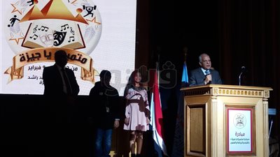 محافظ الجيزة ووزير الشباب يشاركان في ماراثون جري