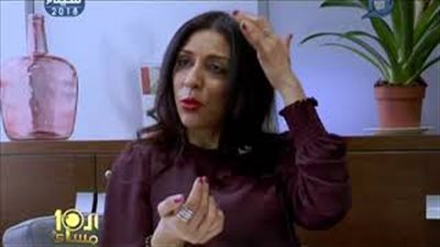 هندة عياري: خلعت الحجاب في بداية معرفتي بحفيد البنا