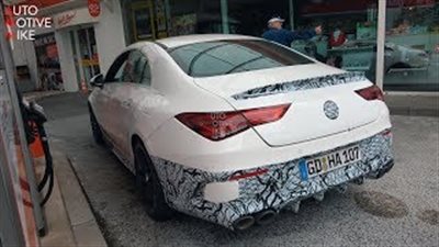 الحلبة الألمانية تستقبل سيارات مرسيدس (فيديو)