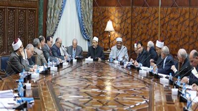 الأزهر يوافق على تعيين الأول والثاني من دفعات 2011 و2012 و2013