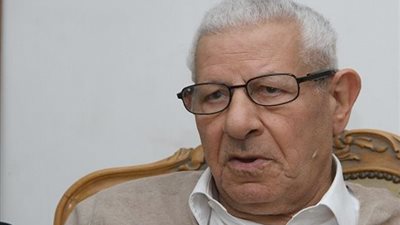 رئيس الزمالك: مكرم محمد وطني وبيحب مصر