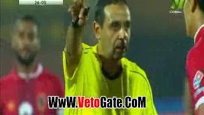 بالفيديو.. حارس الإنتاج يتصدى لتسديدة قوية من عبد الله السعيد