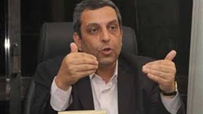 رويترز: مصر تحاكم نقيب الصحفيين لأول مرة منذ 75 عاما