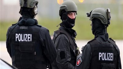 مداهمات في برلين بحثًا عن أسلحة ممنوعة