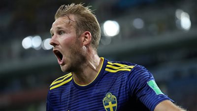 «أولا تويفونين» يتقدم بالهدف الأول للسويد في ألمانيا (فيديو)