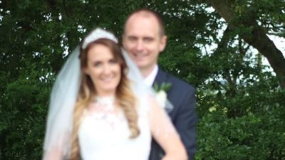 مصوران فاشلان يخربان صور حفل زفاف عروسين (صور)