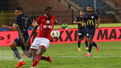 65 دقيقة.. الأهلي يتقدم بالهدف الثانى أمام الإنتاج الحربى