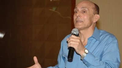 وزير التربية والتعليم يستقبل الفنان محمد صبحي