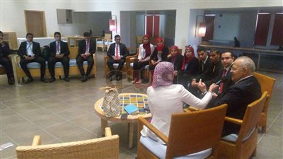 «الخشت» يعقد جلسة مع طلاب «القاهرة» المشاركين في منتدى الشباب