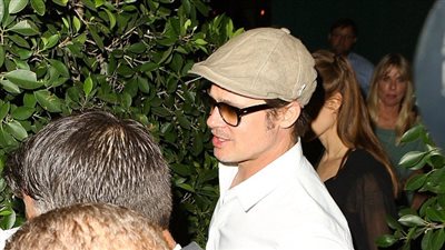 بالصور.. أنجلينا جولي وبراد بيت في عشاء رومانسي