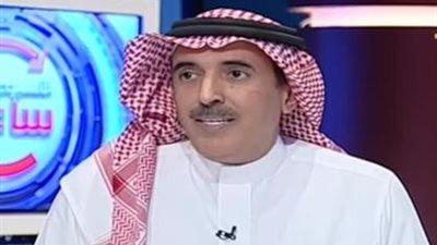 كاتب سعودي: استعادة الأموال من الفاسدين يغني عن الضرائب