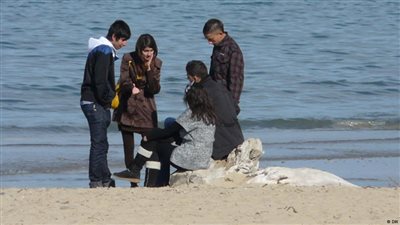 «زواج الوقت».. فيلم وثائقي حول الجنس قبل الزواج يقسم المغاربة.. فاطمة وشاي: استهداف صهيوني.. سلفي: جناية في حق الشباب.. وكتاب: كشف المستور في مجتمع علماني وقوانين طالبانية.. ومن ينكر ذلك 