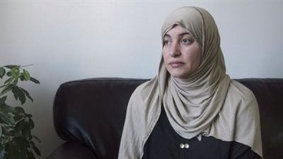 القضاء الكندي ينصف فلسطينية محجبة على قاضية محلية