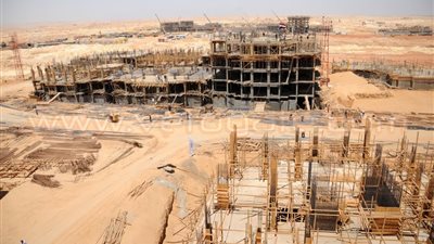 بالصور.. وزير الإسكان يتفقد أعمال العاصمة الإدارية الجديدة