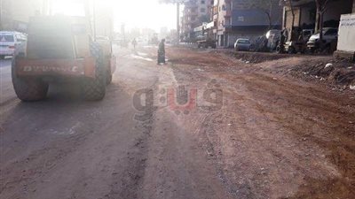 استمرار أعمال الرصف والتطوير بميدان الزراعة في الزقازيق (صور)