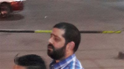 بالصور.. شباب بالشرقية يشوهون وجه نجل المعزول بالشاي المغلي