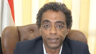 مخرج عرض «إيزيس» بأسوان يستغيث برئيس هيئة قصور الثقافة