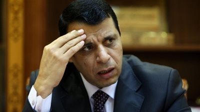 «دحلان» يعلن عن خطوات لتخفيف حصار غزة أهمها الكهرباء ومعبر رفح