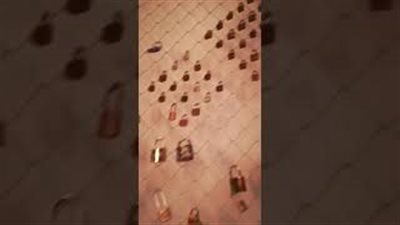 أقفال الحب تثير غضب السعوديين (فيديو)