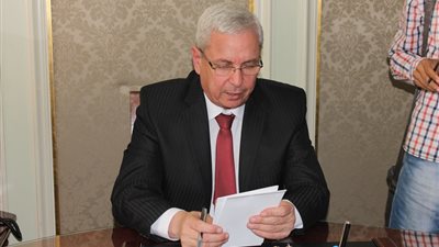 «المهن التعليمية»: قانون الخدمة المدنية يطيح بمستقبل المعلمين الوظيفي