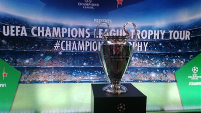 بالصور.. درع دوري الأبطال في مؤتمر جيجز بالقاهرة