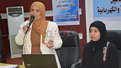 السلامة والصحة المهنية للموظفين في محاضرة بالسويس