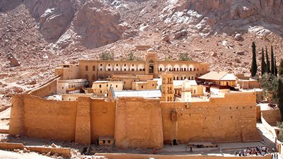 إعادة فتح دير سانت كاترين أمام الوفود السياحية