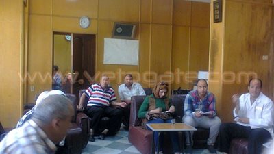 بالصور.. مناقشة سلبيات الوقاية من العدوى بـ«صحة الفيوم»