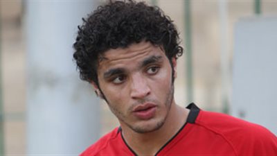 الإصابات تهدد انضمام عرفة وعامر لقائمة الجونة أمام 