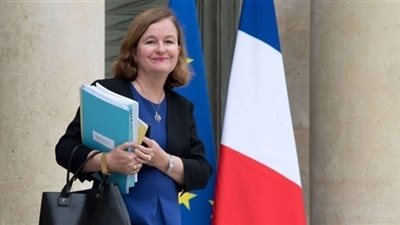 وزيرة فرنسية تحذر إيطاليا من التحالف مع «السترات الصفراء»