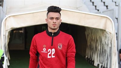 صلاح محسن ينتظم في مران الأهلي الثلاثاء