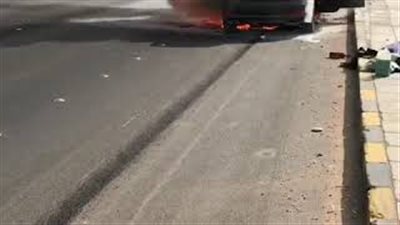 بالفيديو.. رد فعل سعودي احترقت سيارته بالكامل