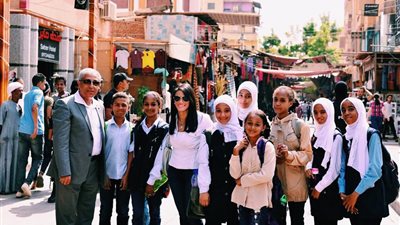 «المشاط» تروج للسياحة بأسوان: من أكثر المدن روعة (صور)