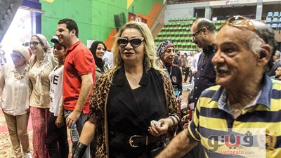 مني الحسيني تسجل حضور في عمومية الأهلي بالجزيرة