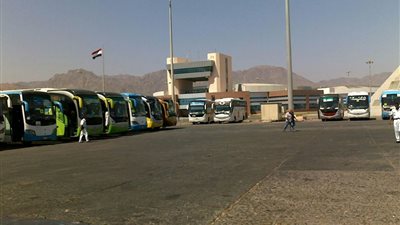 وصول 828 راكبا لميناء نويبع وتداول 72 شاحنة