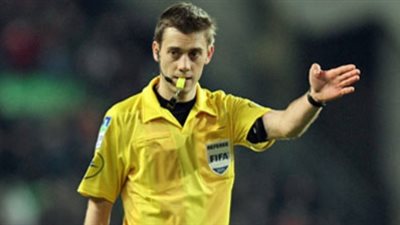 الفرنسي «توربين» حكمًا لمباراة روما وبرشلونة